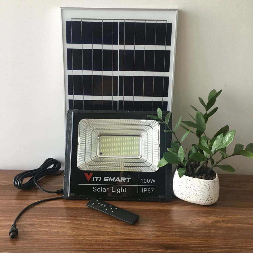 Đèn pha năng lượng mặt trời VITI SMART công suất - 40W